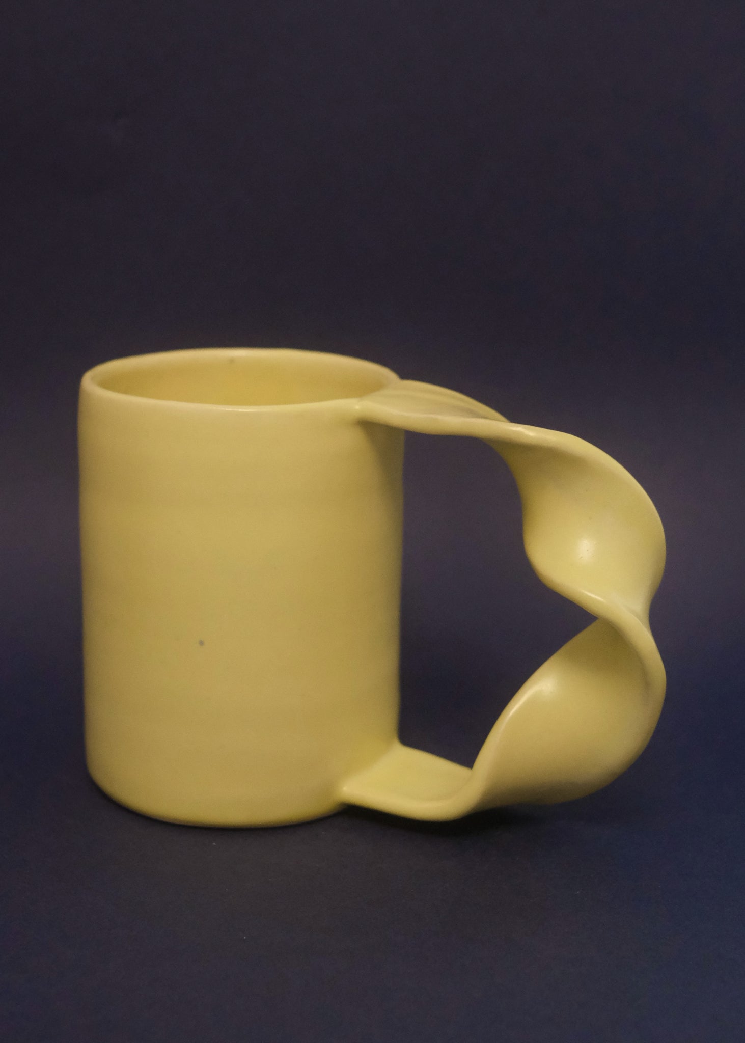 Twist Mug in Butter